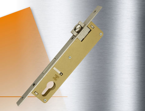 Locks for aluminium doors